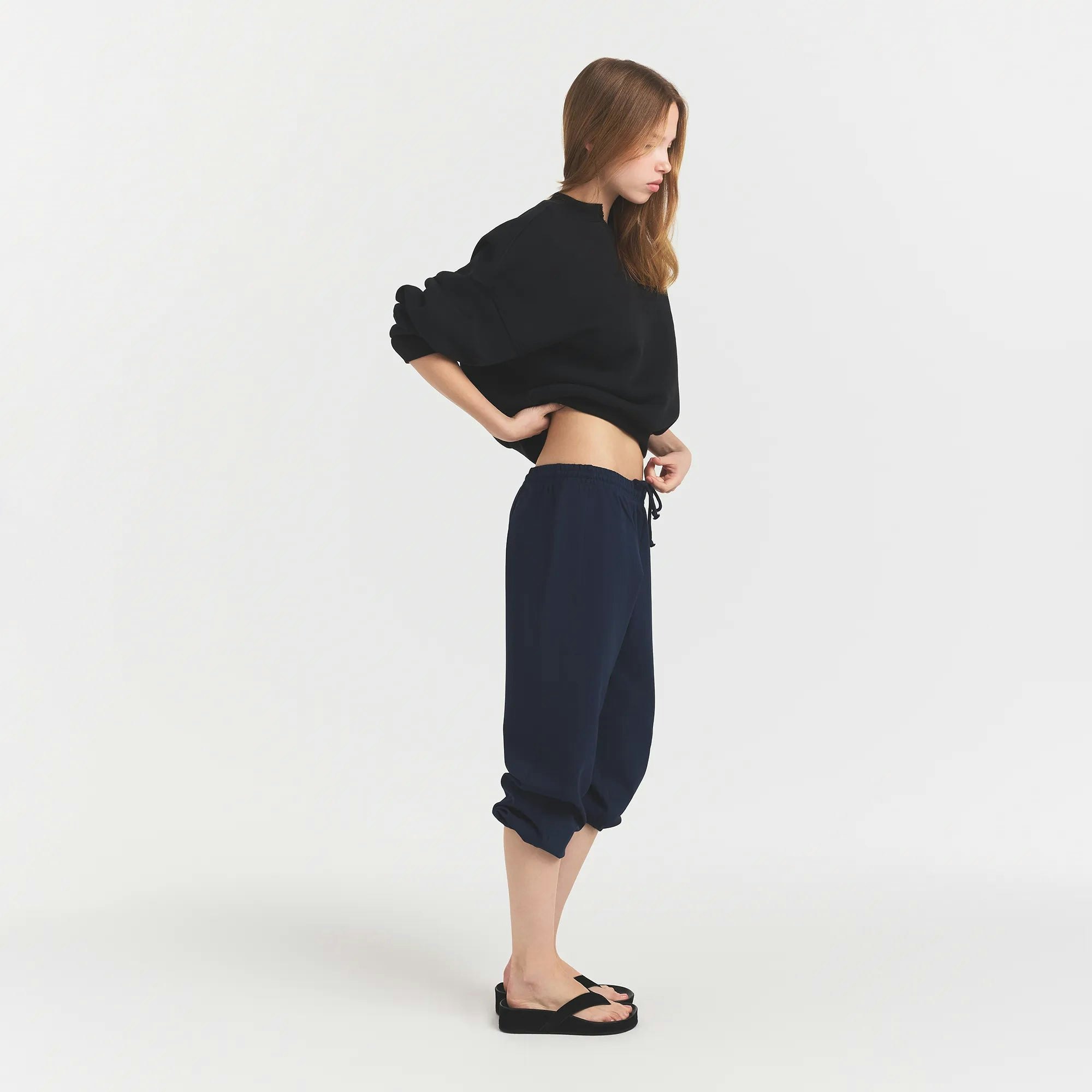 Heavyweight Crepe Cropped Jogger - 3