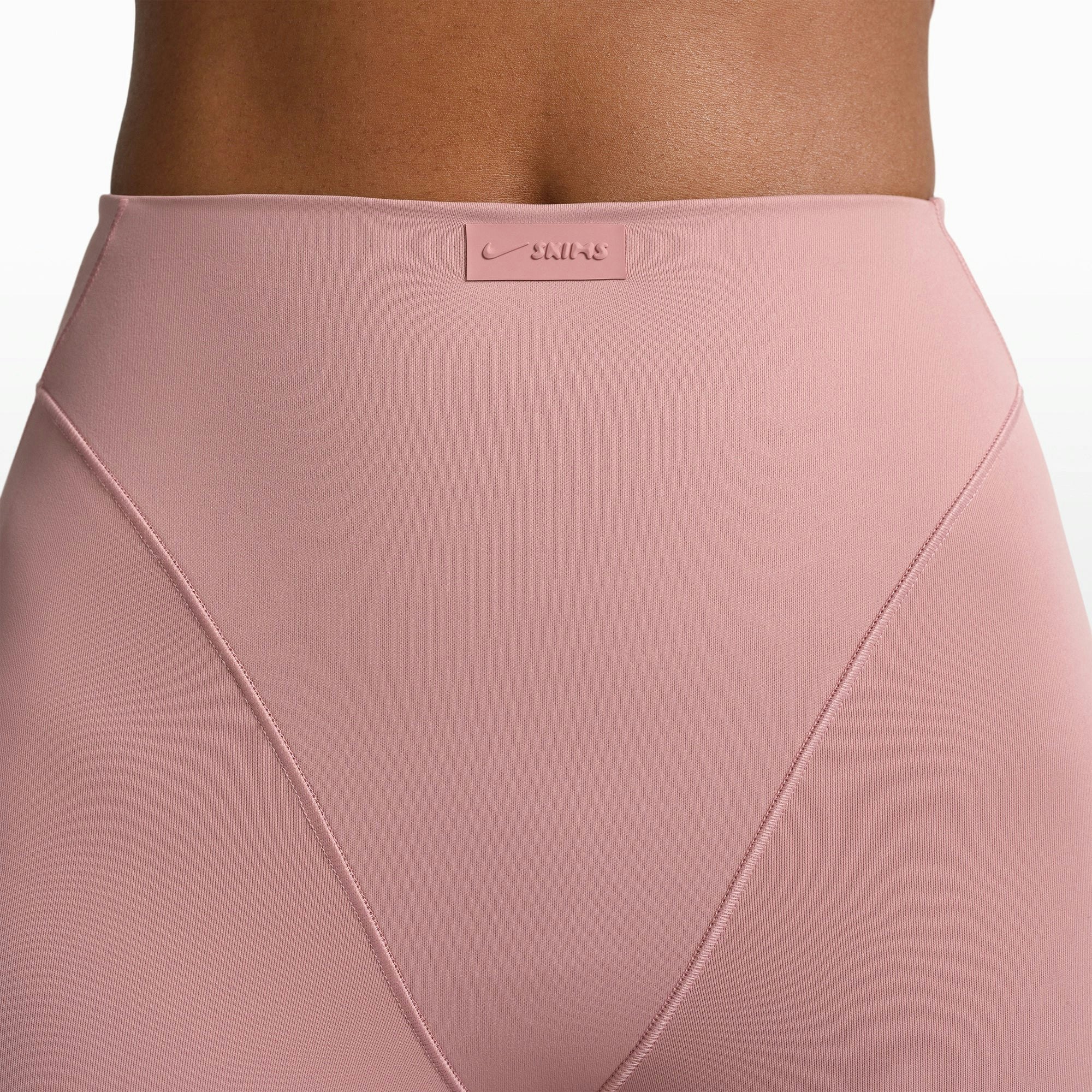 17″ V-Line Crop Legging - 5